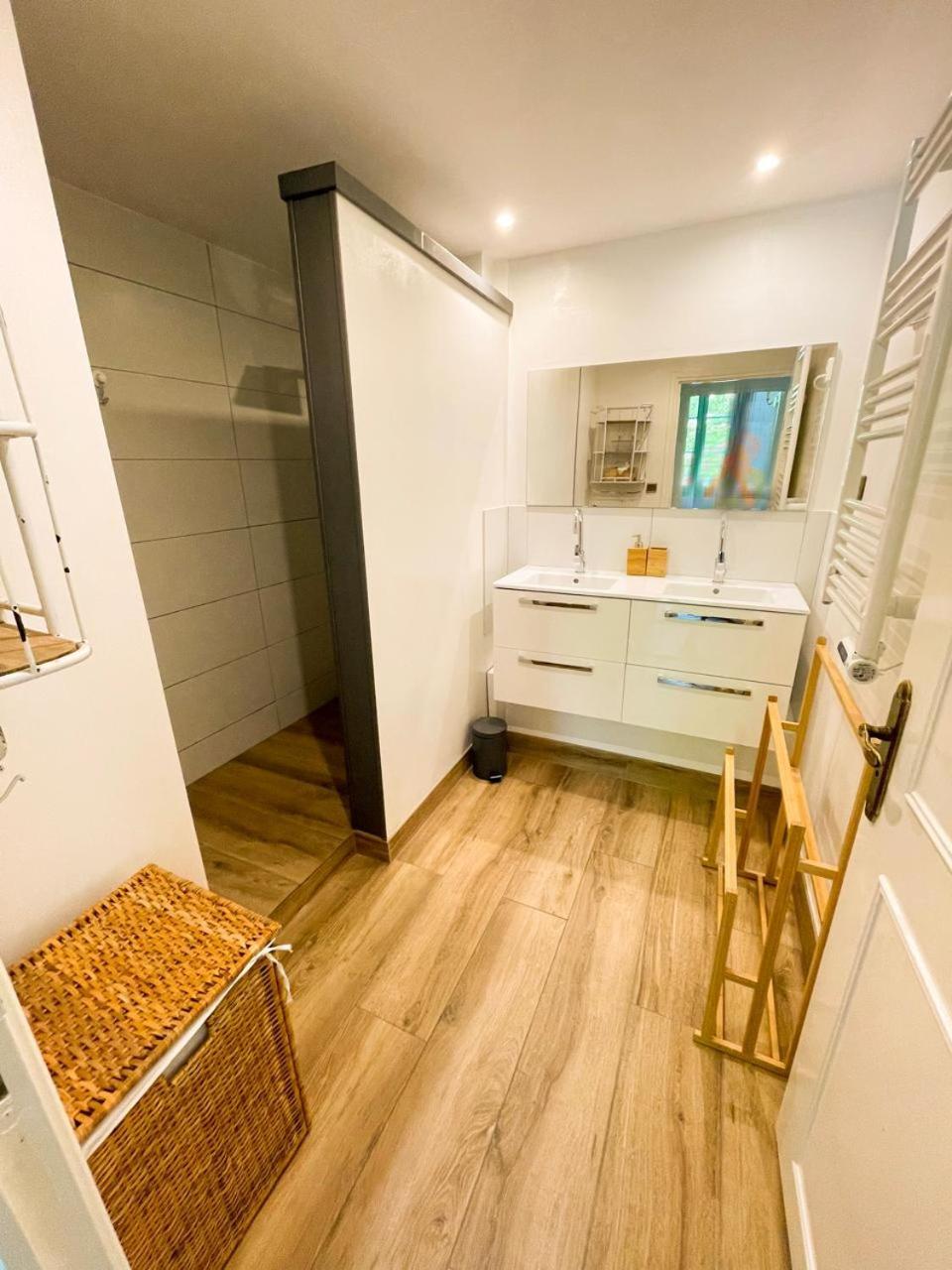 Appartement Bellevue Du Ventoux Монбрен-ле-Бен Экстерьер фото
